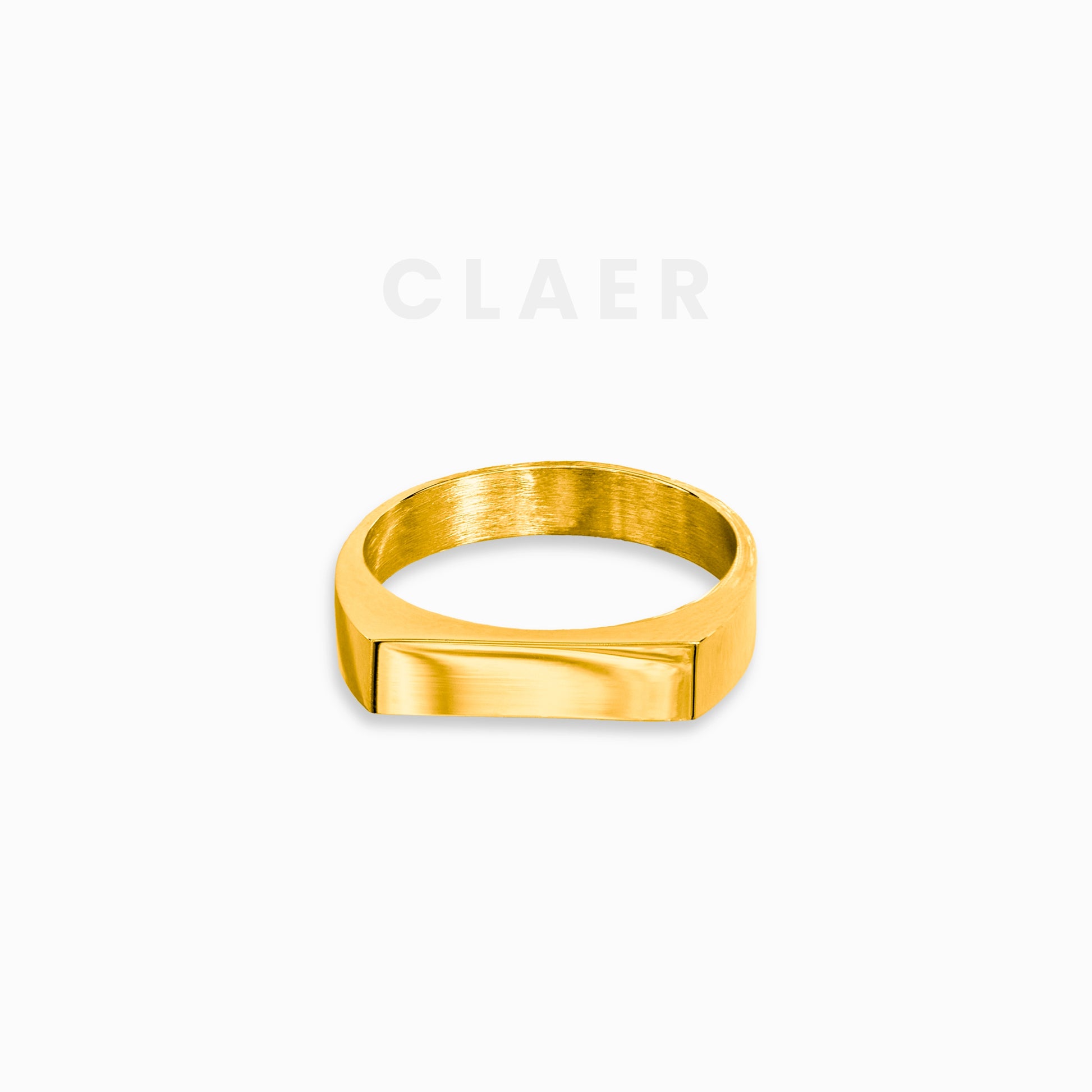 Goldener Ring mit eckiger, spiegelglatter, hochglanzpolierter Oberfläche.