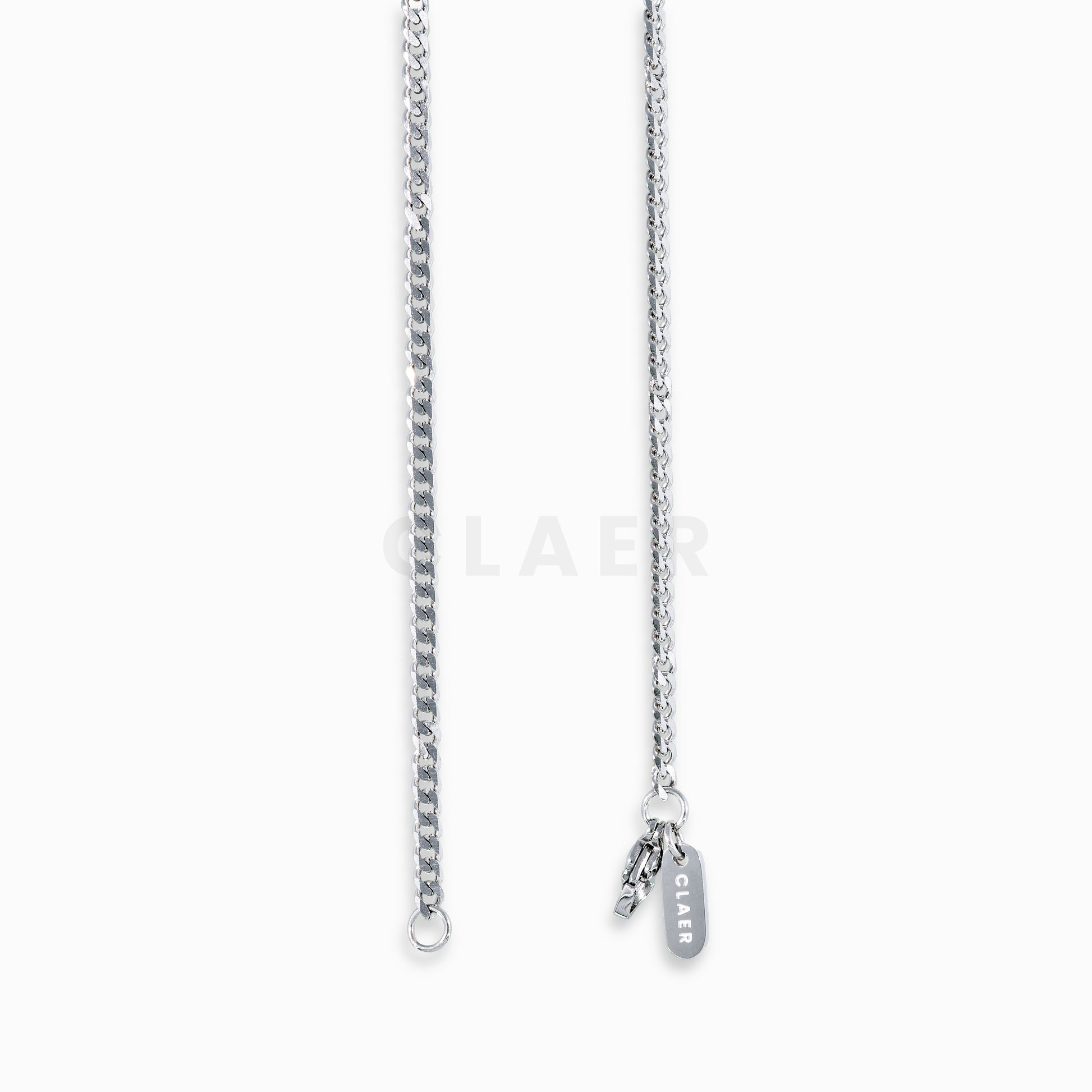 Silberne Miami Cuban Chain mit auffälligem Verschluss und Logo-Tag von CLAER.