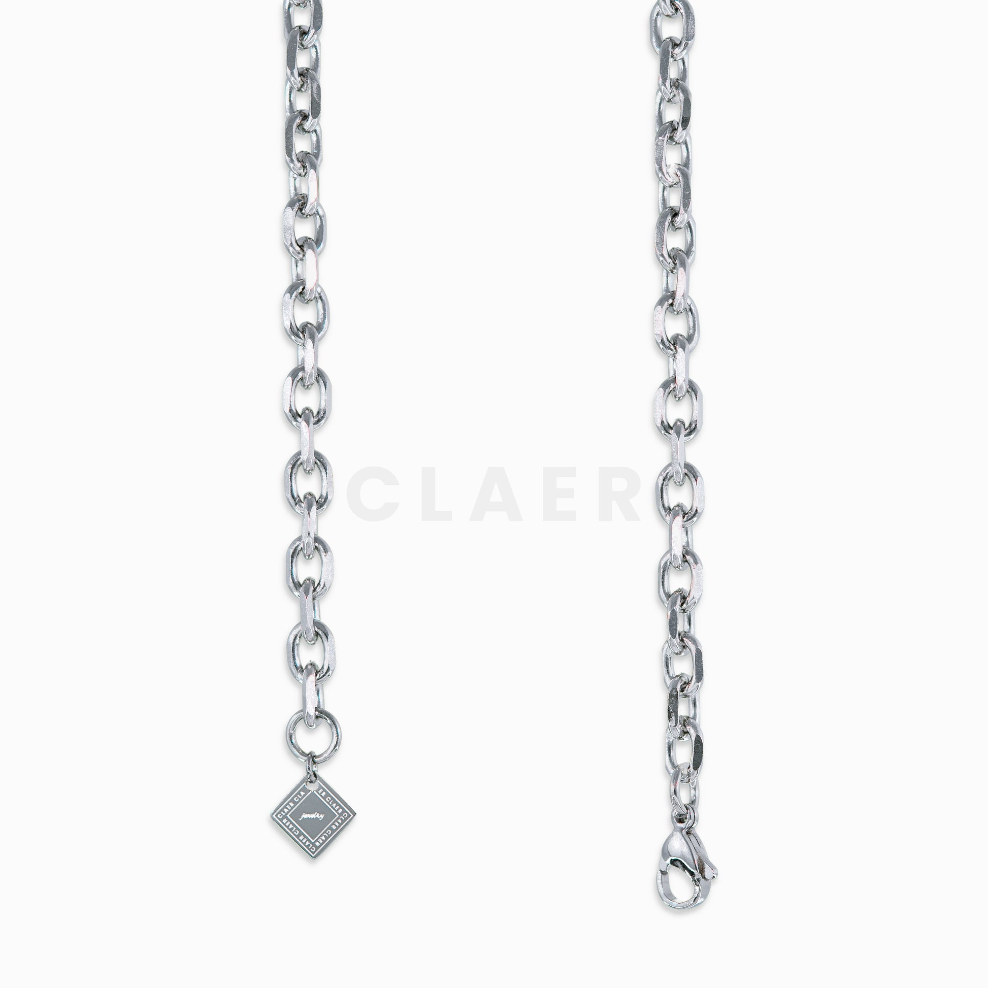 Silberne Refind Big-Link Chain mit feinem Verschluss und Logo-Tag von CLAER.